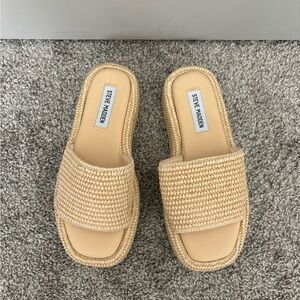 Steve Madden platform sandals